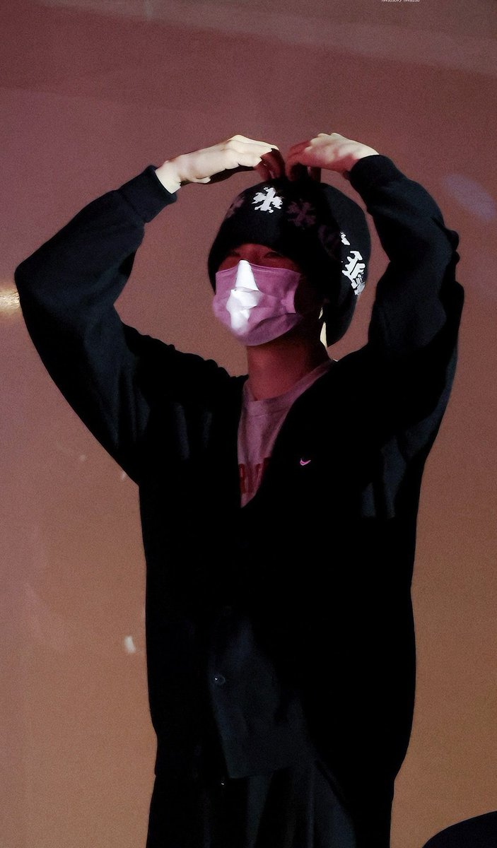 prtksh2's tweet image. I vote #SUGA from #BTS
to #TOP100MALERAPPERS
@TOP100KPOP
