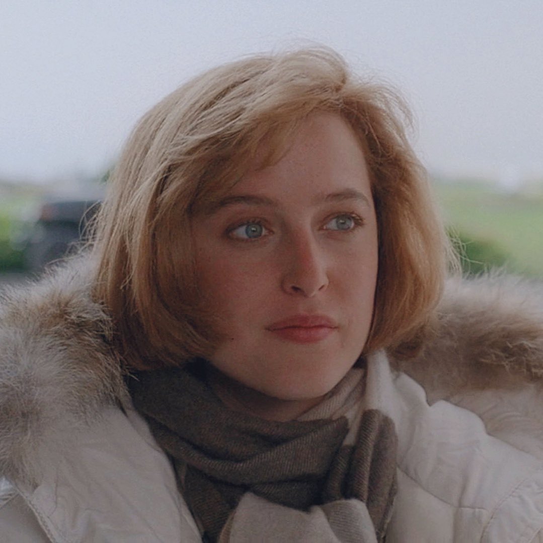 scullysmiles's tweet image. Referring to season 1 scully as “gen 1 scully”&amp;gt;&amp;gt;&amp;gt;