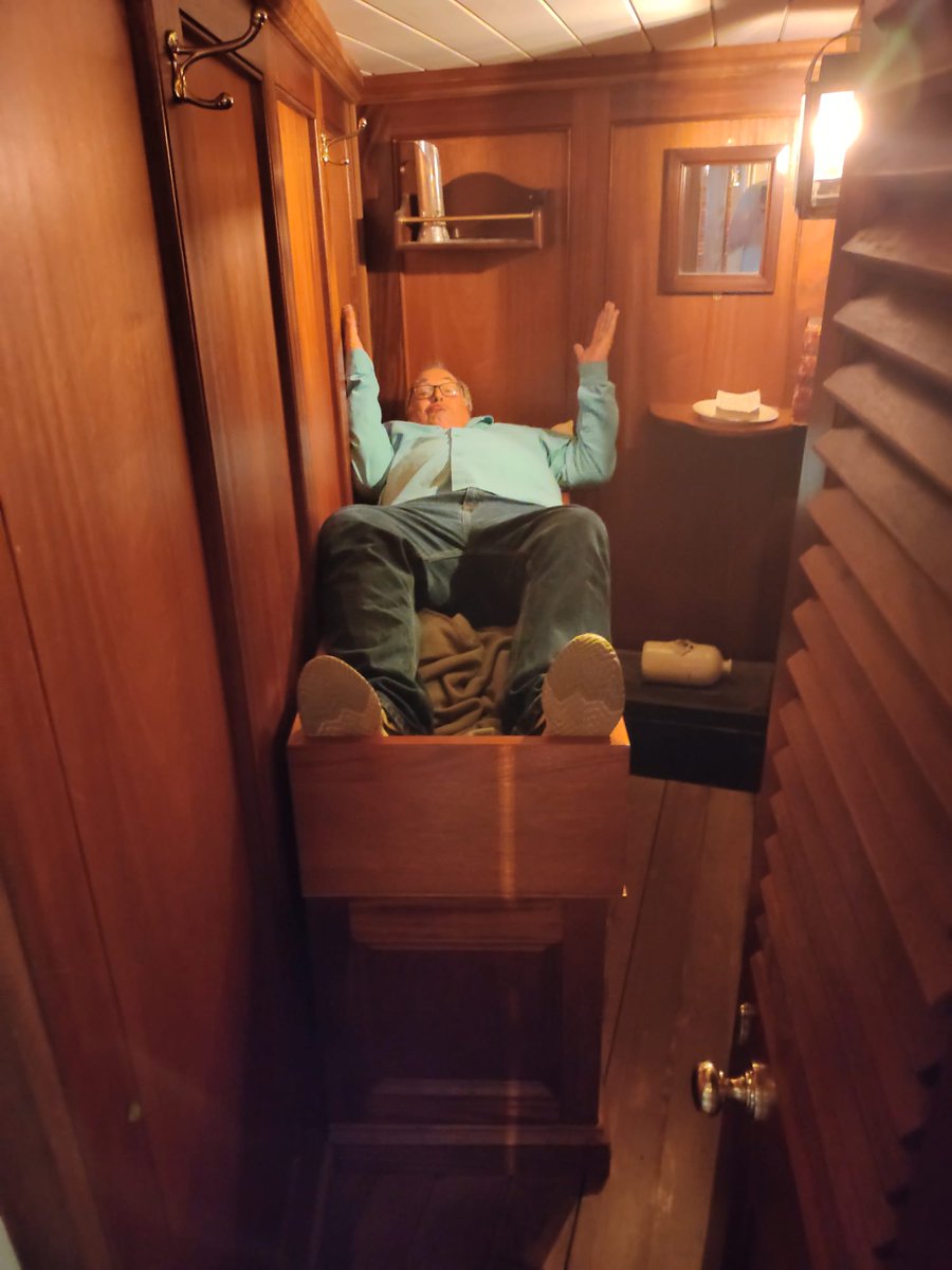 peterfinch46's tweet image. The beds in this hotel are interesting