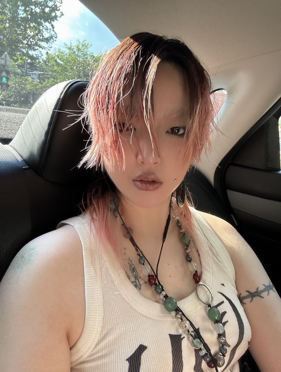 QooQofDisorder's tweet image. 펫사운즈 출근 중
오랜만에 꾸꾸
놀러와