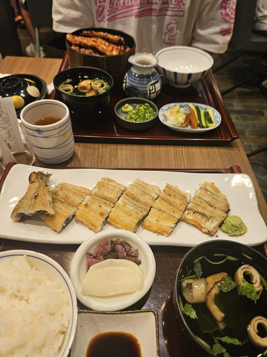Maaa76Wss's tweet image. 今日は名古屋です🫰🩷
有明まで入れると8週連続翔太に会いに現地にいくことになる😂翔太がサイン会の時いつもありがとうって言ってくれたけど、こっちのセリフです😭💕今日も弾丸遠征なので終電で帰ります🥲あ、しの赤さんに会えて嬉しかったです😆
#海野翔太 #njpw #G1CLIMAX35