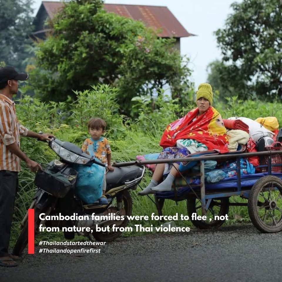 tsl_mrs95's tweet photo. Cambodia’s voice must be heard.
We are a nation that has already suffered enough. War has left us with scars that never heal. We do not ask for revenge we ask for peace, because every child deserves a tomorrow.

#Thailandstillopenfire
#Cambodianeedpeace https://t.co/F6kAyFVzd1