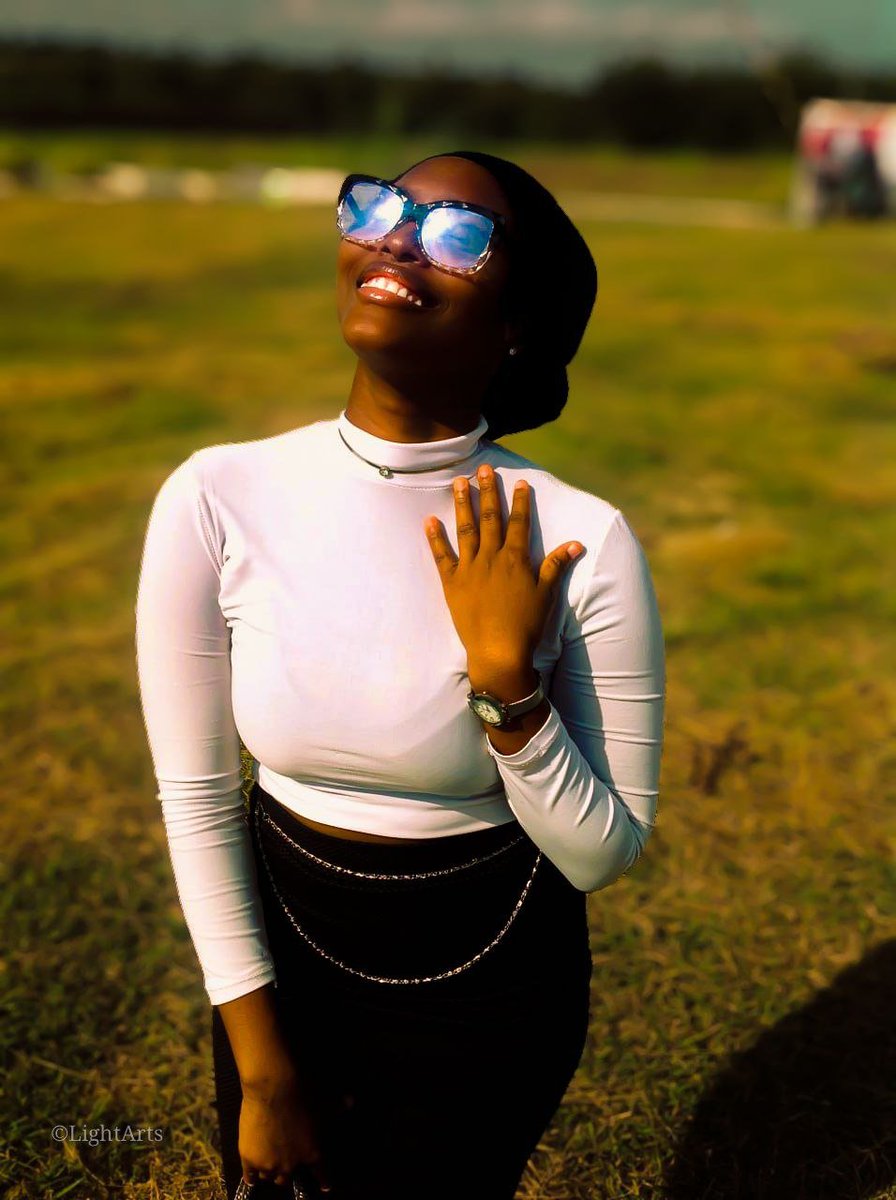 Noni_Wryts's tweet image. A lot went down last night
~ #BBNaija Season 10 dropped
~ Super Falcons won WAFCON (Thanks Esther)
~ I woke up in Canada somehow π (IYK, YK)
Tales come and go so fast...But one tale stays the same
JESUS LOVES YOU π₯°
GM & Happy Sunday!