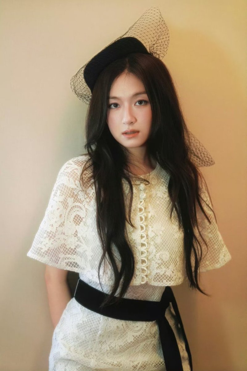 aienvu's tweet image. Hi, princess! 💗👸 — #LiLandi