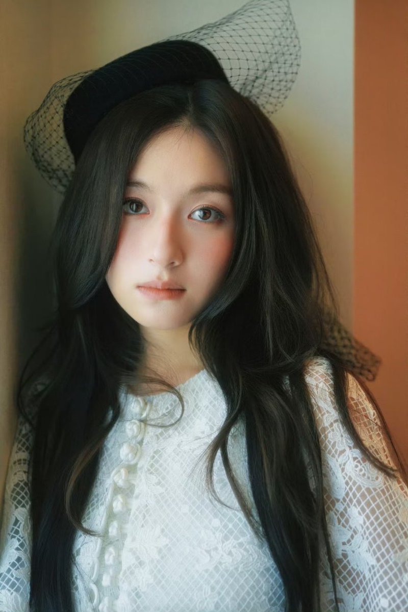 aienvu's tweet image. Hi, princess! 💗👸 — #LiLandi