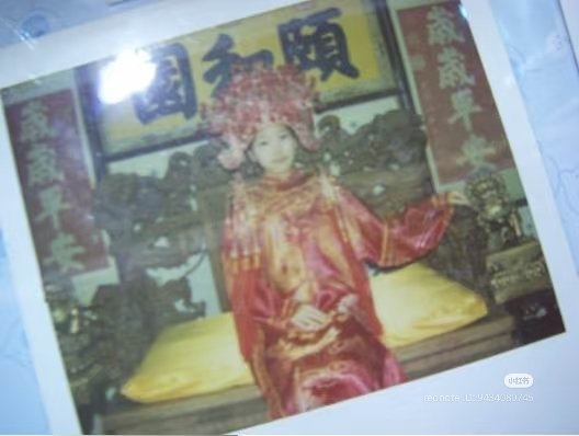 taeresnosliramu's tweet image. taeyeon visited summer palace in beijing during her childhood days