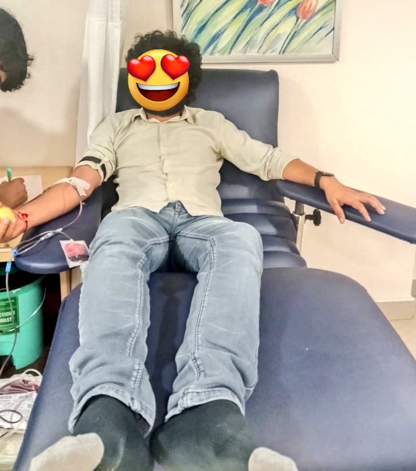 Gowtham__JSP's tweet image. Thank You So Much @9sairamchowdary Brother For Coming From A long distance Of 50Km  To Donate Blood❤️🙏

Truly Indebted To You @kotipapaganti01 Brother For This Immediate Response ❤️🙏