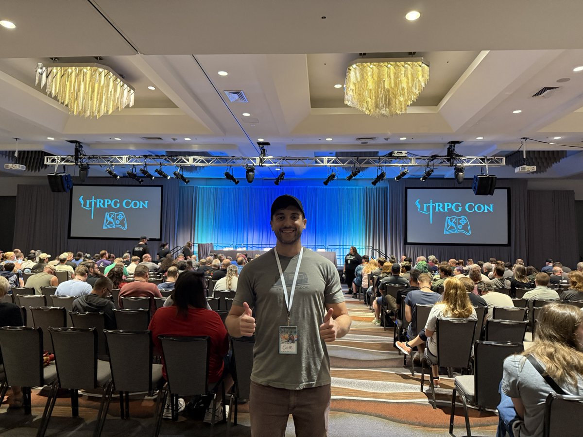 Nicolascole77's tweet image. Went to LitRPG Con last week in Denver.
• 1,000+ attendees
• Met a ton of big authors/publishers
• Got to see what's happening on the cutting-edge of "Immersive Audiobooks"
A ton of fun & learned a lot. Pumped to go to more writing conferences in the world of fiction.