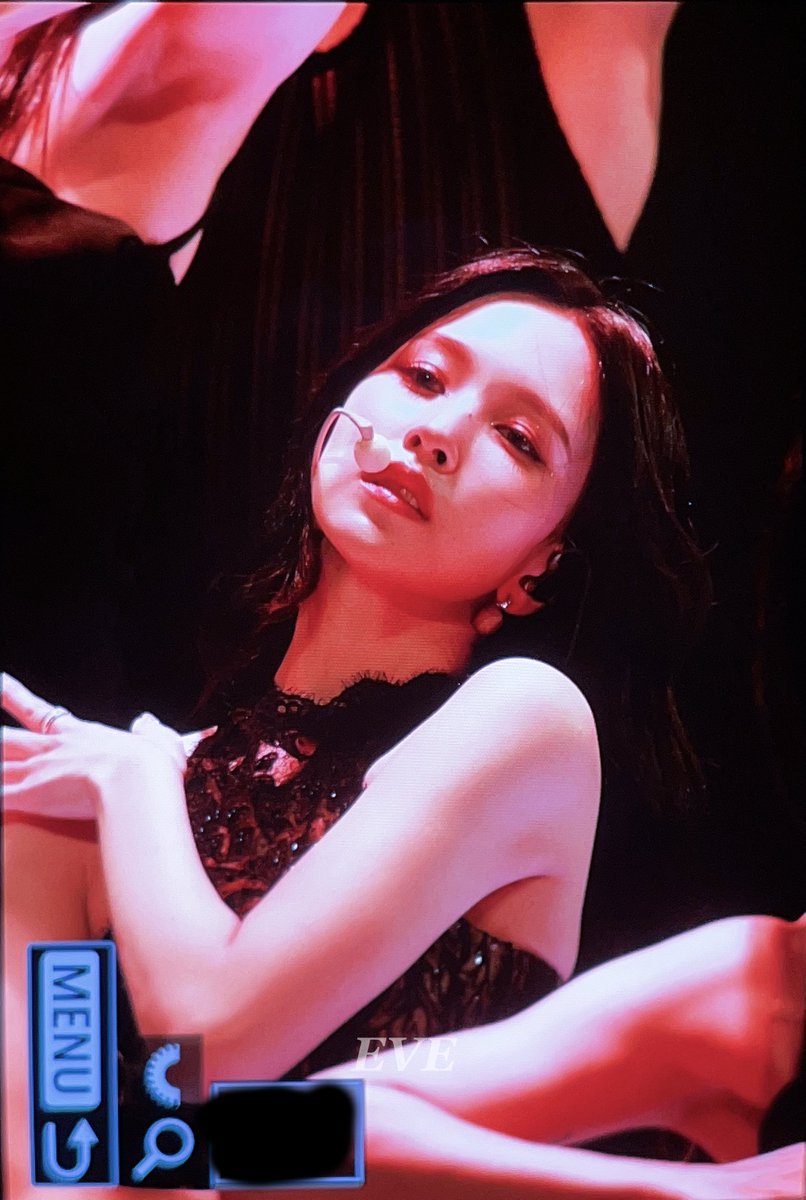 TWICE_EVE's tweet image. 250727 pre
#TWICE #ํธ์์ด์ค #MINA #๋ฏธ๋ #ใใ