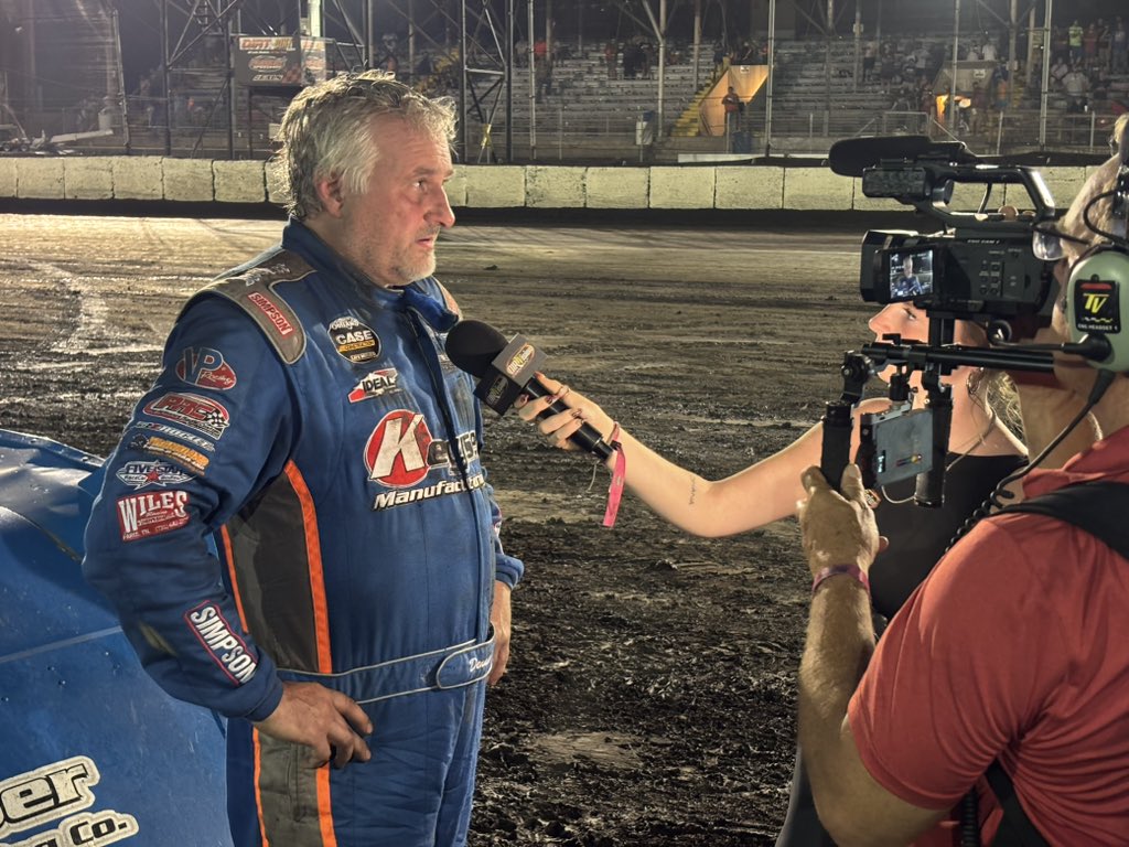 WoOLateModels's tweet image. For the first time since 2016, @DennisErbJr is on the podium at the PDC!
He charged from ninth to third to round out the all-Illinois podium.