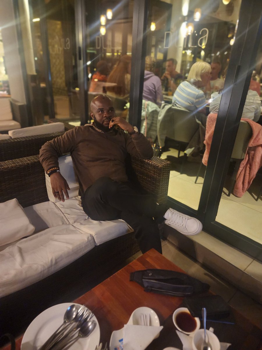 Just dripping in same style..