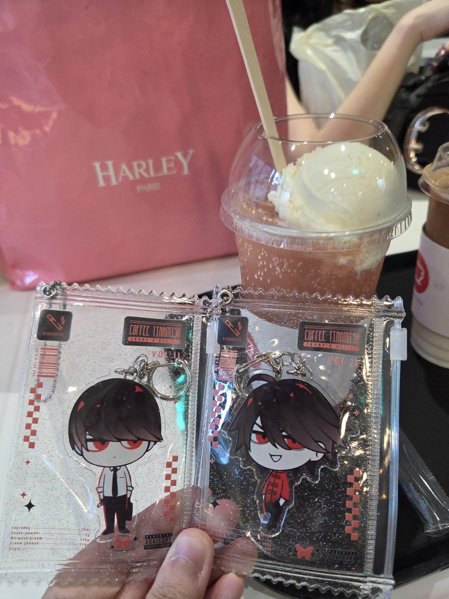 ONEH3RD's tweet image. 잘놀앗다