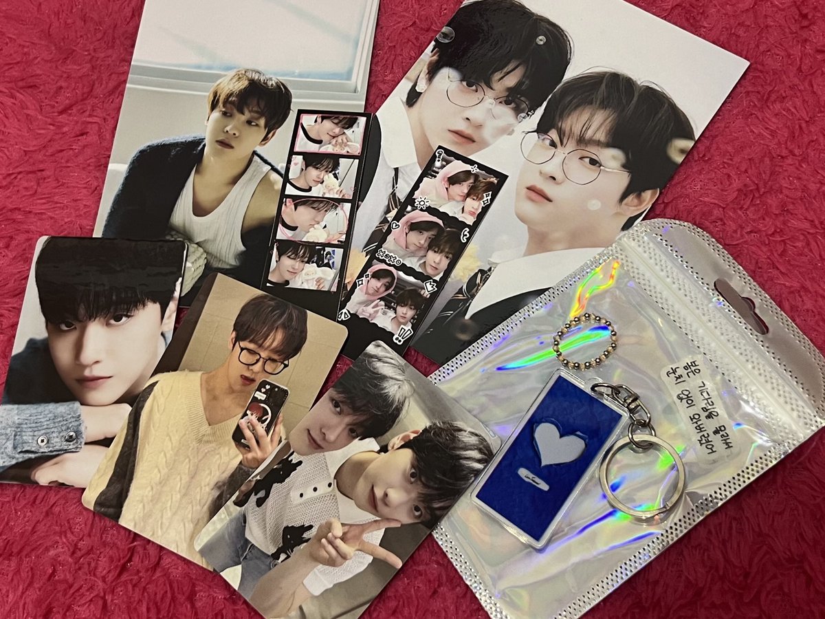 taevins_cheeks's tweet image. KAGET BANYAK BANGET CAKEP SEMUA 😭 thankyou for the freebies kak, love sekebon @daegu286 💙💙