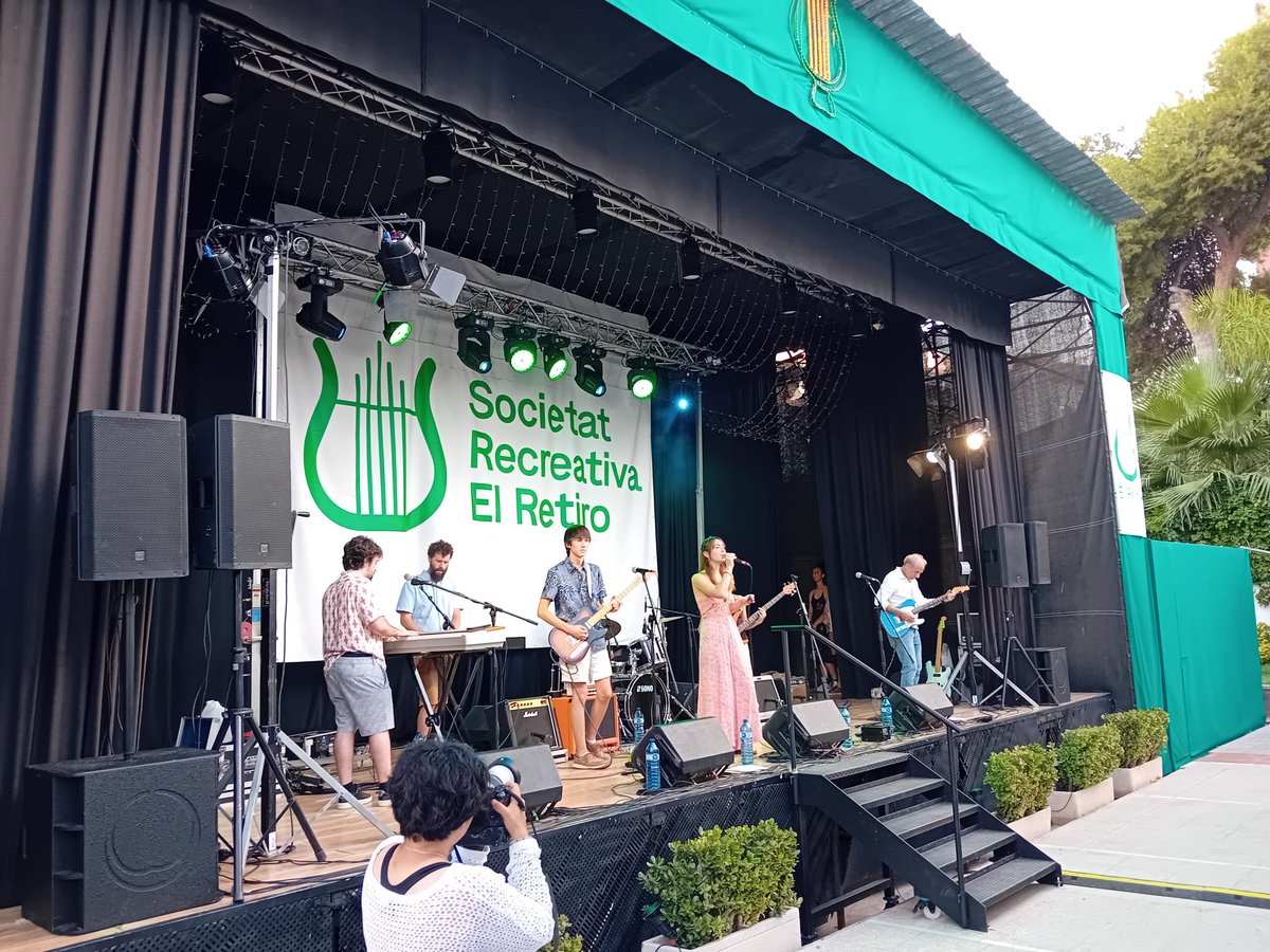 Societat Recreativa El Retiro tweet media