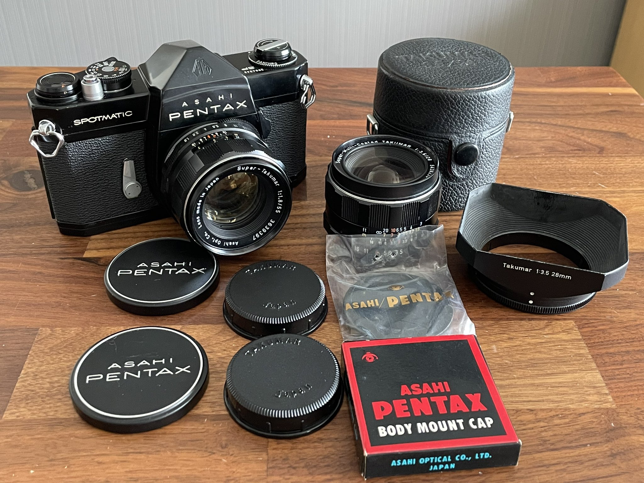 ペンタックス　SP ブラック・スーパータクマー 55/1.8　セット PENTAX SP Black + Super-Takumar 55mm F1.8 | ヨアケマエカメラ