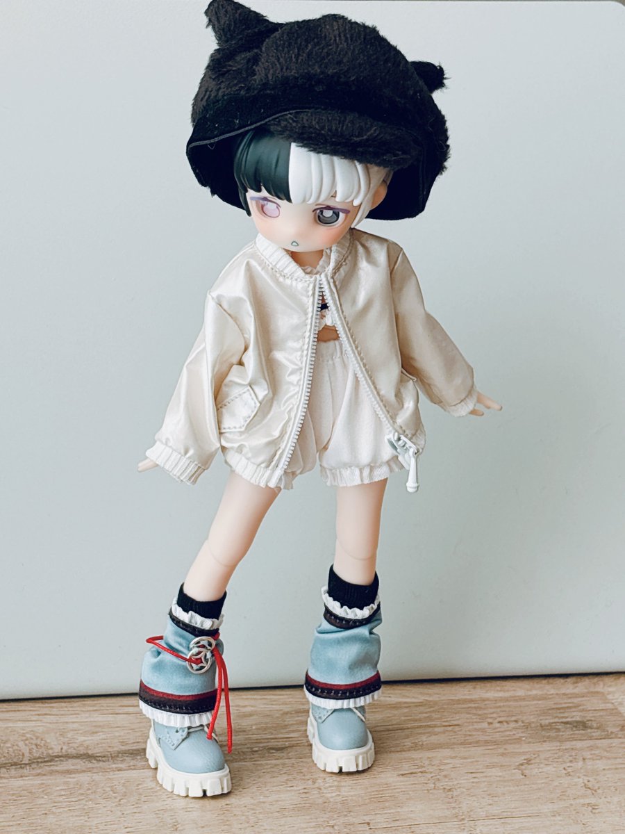 yaz_emwi's tweet image. 昨日 @Shelly_Coco_ さんで購入した白ブルゾン、シチリアちゃんが着れるよ〜と展示してあったけど電子ペットボディ(自由主张)にもぴったり。買う前に試着させて貰えてありがたかった🙏
