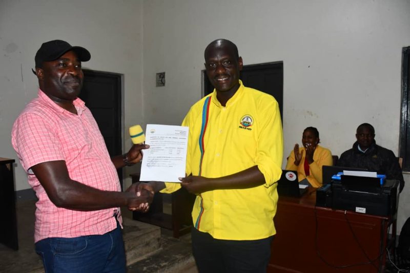 ChimpReports's tweet image. Kasyaba Clinches NRM Flag in Rubanda as PLU's Nshangabasheija Loses - #ChimpReportsNews
chimpreports.com/kasyaba-clinch…