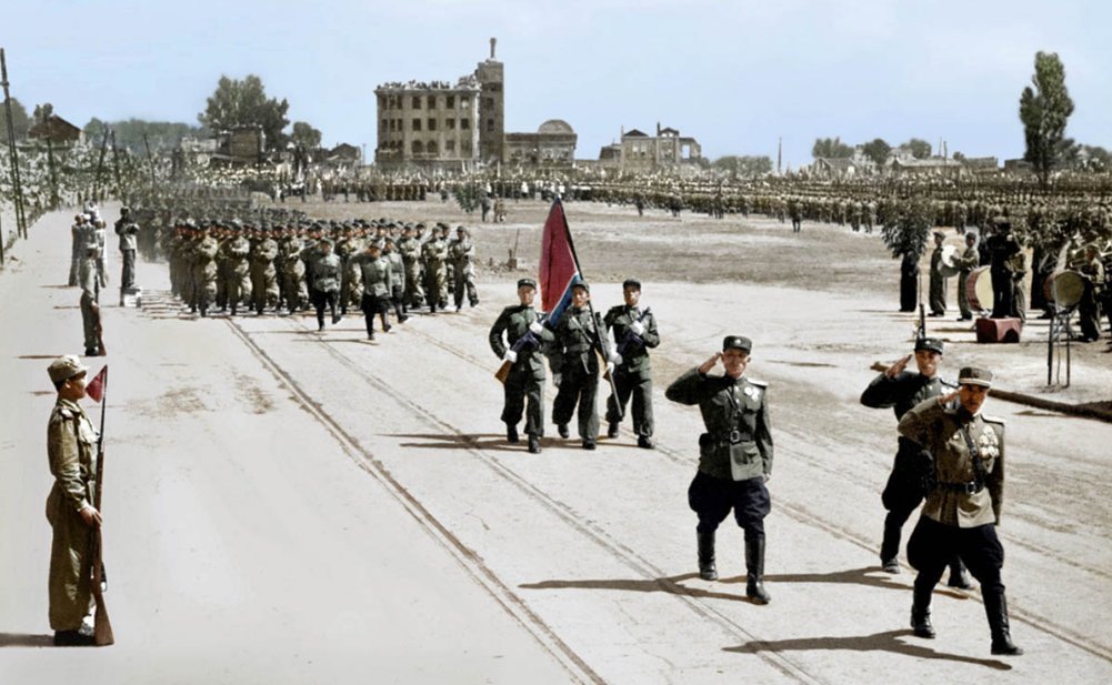 Fekerfanta's tweet image. 🇰🇵 El 27 de julio de 1953, Corea del Norte logró la victoria en la Guerra de Liberación de la Patria.
Una hazaña histórica: expulsó a los imperialistas y defendió su soberanía con dignidad.
