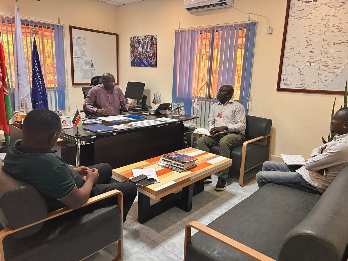 wejalu's tweet image. This week I held a productive meeting with @YADENEastAfrica to explore collaboration opportunities that enhance youth engagement in the Dadaab refugee operation through arts, sports, media, and policy influencing strategies. 🎙️🎨⚽📣

YADEN shared its innovative, community driven…