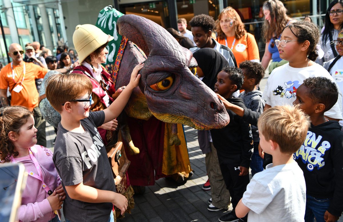 BrumHour's tweet image. August Bank Holiday Weekend: Birmingham Weekender 2025
Aug 23-25 Discover more via @BrumHippodrome & @Bullring on #BrumHour's website: brumhour.co.uk/august-bank-ho…
#Birmingham