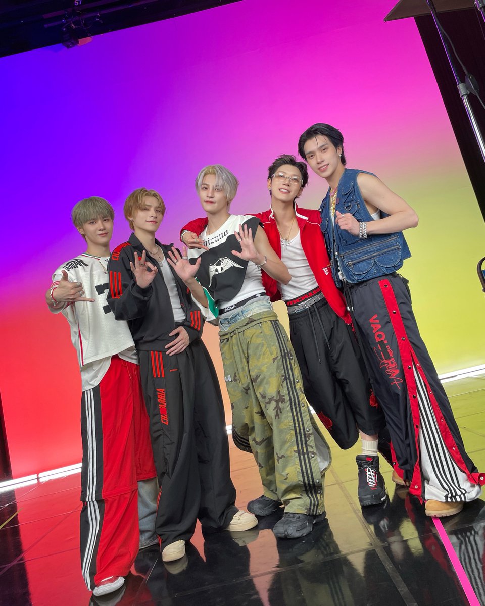 🇧 🇮 🇬  🇧 🇦 🇳 🇩 🇸🥁

#WayV #威神V #BIGBANDS
#WayV_BIGBANDS