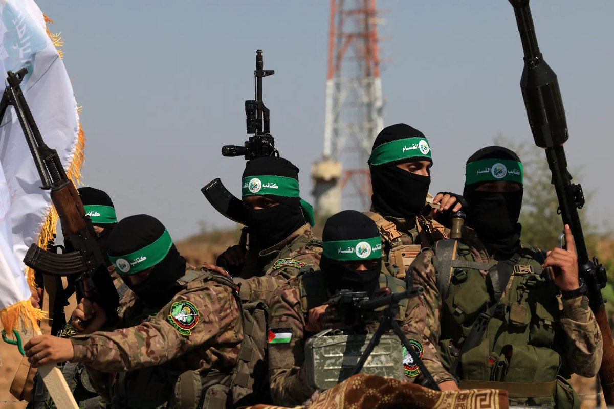 🚨🇫🇷 𝗔𝗟𝗘𝗥𝗧𝗘 𝗜𝗡𝗙𝗢 — Des médias israéliens affirment que des documents SAISIS à Gaza révèlent des CONTACTS SECRETS entre la France et le HAMAS.

Selon eux, une rencontre se serait tenue le 16 octobre 2020 à Doha entre deux hauts responsables du Hamas (Khaled Mechaal et