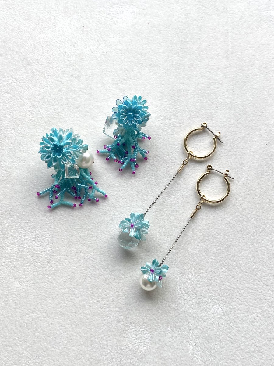 珊瑚礁のピアス🪸
出来上がりました。
3wayで使えるデザインです。
お好みでアレンジしてくださいね☺️

こちらは新宿高島屋エスタージェさんのpopupに持って行きます。