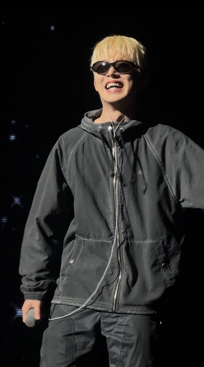 pipitqautsar___'s tweet image. KIM HANBIN TODAY
FROM THIS TO THIS
Cr: birene0915, wanisawir
#2025THELASTPARADEINSEOUL
#HANBIN #비아이 #김한빈
#TLPSEOUL_DAY2
