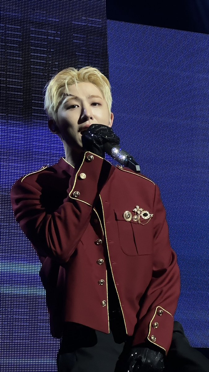 pipitqautsar___'s tweet image. KIM HANBIN TODAY
FROM THIS TO THIS
Cr: birene0915, wanisawir
#2025THELASTPARADEINSEOUL
#HANBIN #비아이 #김한빈
#TLPSEOUL_DAY2