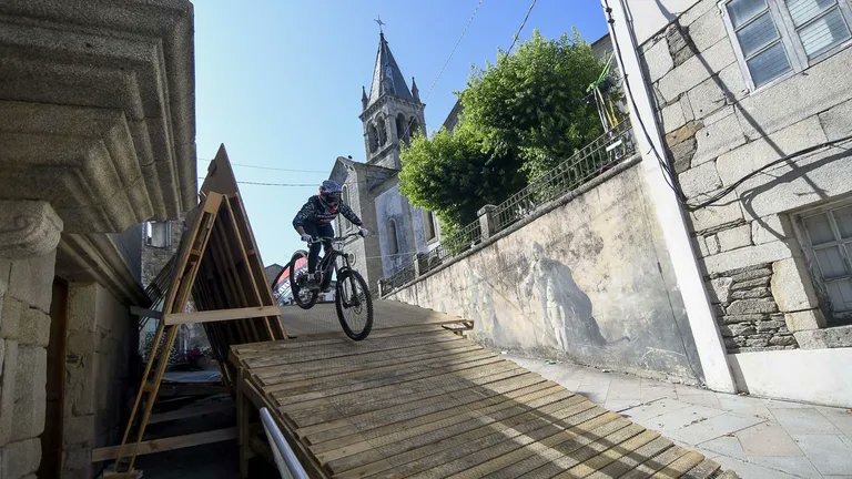 #BTTgalego | Clasificacións do XII DHU Vila de Sarria 

🔢 fgalegaciclismo.es/index.php/smar…

📸 <a href="/vozlugo/">La Voz de Lugo</a>