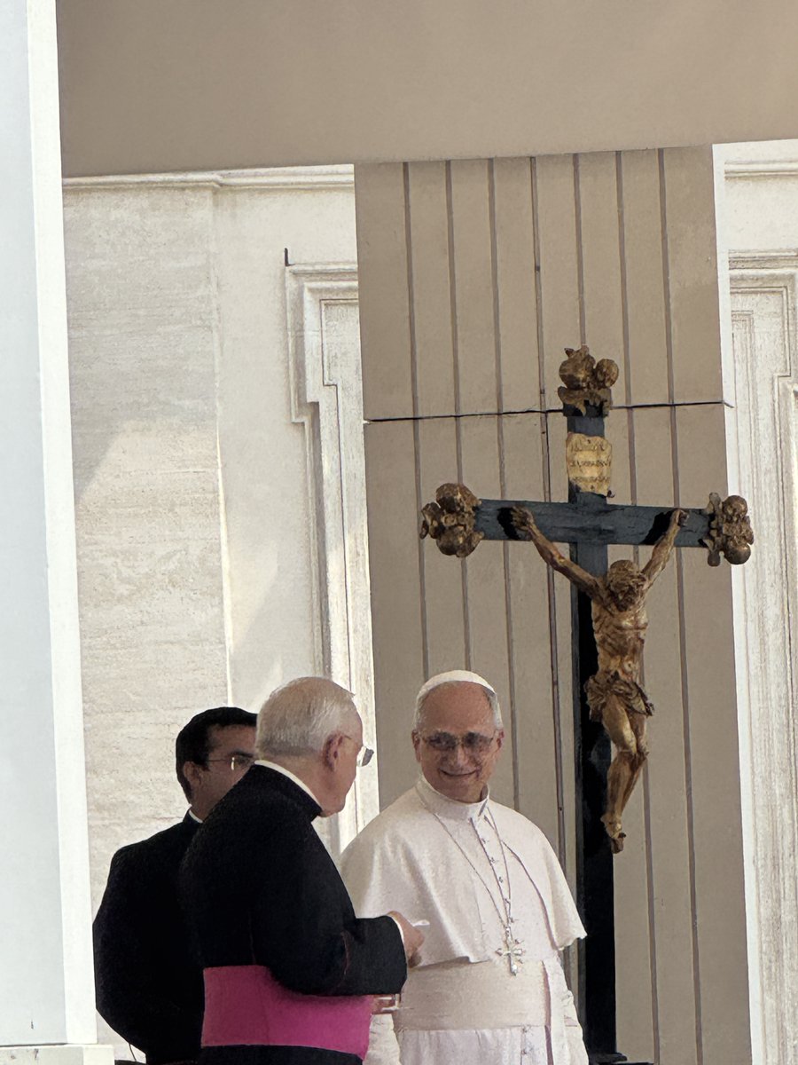 NazariiVolya's tweet photo. 📖✝️ Honored to attend an audience with @Pontifex  Leo XIV — the first-ever American Pope.

Sitting near the Papal throne was unforgettable.
He brings a message of peace, responsibility &amp; global unity.

Thank you for supporting Ukraine!🇺🇦

#PopeLeoXIV #Vatican #Ukraine #Catholic https://t.co/Vu0HtHhYqF