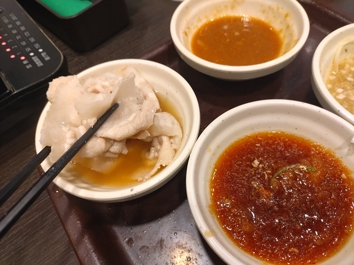 help3313's tweet image. お先に宴させていただきますね！！

いざしゃぶ葉！！

肉はしゃぶ葉にありｳｵｵｵｵｱｱｱｱ\( &apos;ω&apos;)/ｱｱｱｱｱｯｯｯｯ!!!!!
