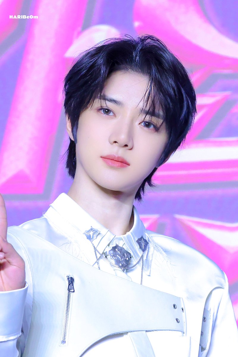 HARIBeOm_313's tweet image. εïз 250727 εïз SBS SUMMER 가요대전
#투모로우바이투게더
#범규 #BEOMGYU #TXT_범규
#TXT #TOMORROW_X_TOGETHER #ボムギュ