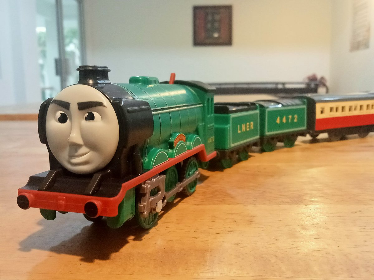A1_Pacific's tweet photo. Gordon's smug ahh brother

(I love him very much) https://t.co/9eHMKWmtPE