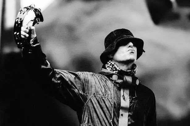 BlueMonkeyPod's tweet image. While the world waited for the next Oasis, Liam Gallagher came back to remind the old guard what a real rockstar looks like—and to teach the younger lot how it’s done. No imitations. Just the real deal. 🕶️🛸
#Oasis #Oasis25 #oasis2025 #OasisManchester #OasisWembley #