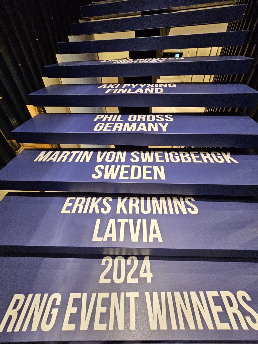 AkiPyysing's tweet image. Aamiaisella miun väitettiin olleen rapuissa. Yritin jängätä vastaan, että menin kyllä hissillä suoraan huoneeseen, enkä ole käynytkään rapuissa. Turhaan jänkäsin.

#WSOPC #Hilton #Olybet #Tallinn
