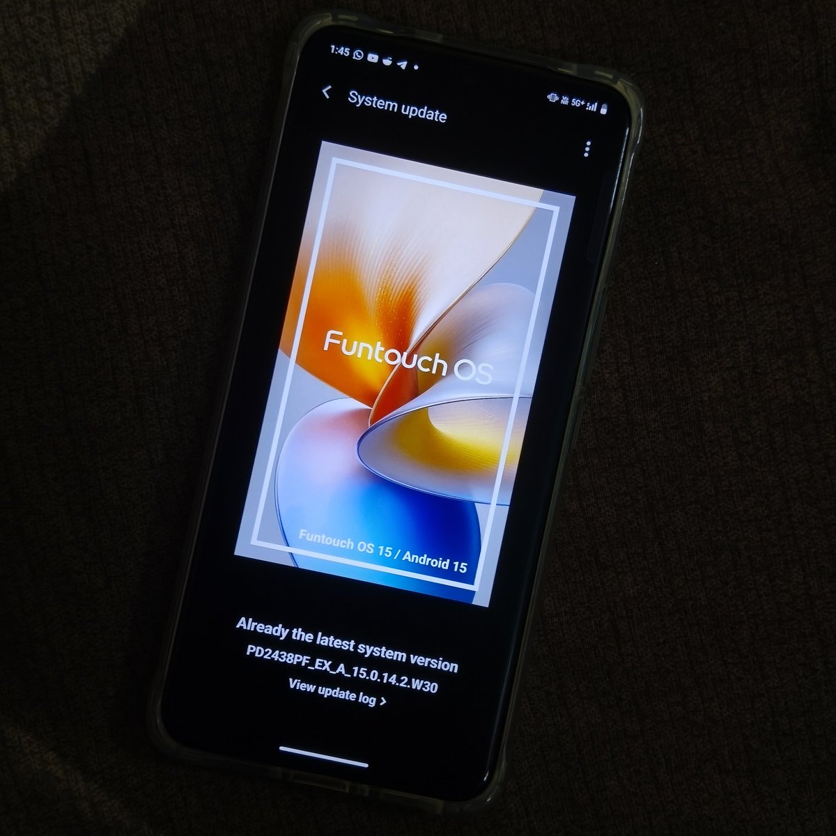 YourbroRishabh's tweet image. Using FunTouch OS isn't very fun but it works. ✅
❌ However, one can notice that there is something wrong if you switch from the UIs like One UI and Oxygen OS.
I hope Vivo seriously brings some good changes to the next FunTouch OS 16 despite of the price segment of the phone.