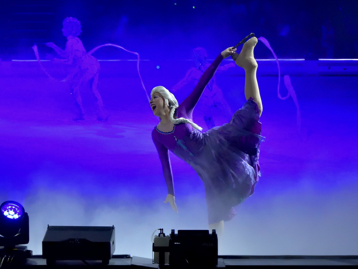 DaisyRapunzel08's tweet image. 東京公演は2回⛸️
初登場のアナ雪2とウィッシュもよかった✨
「ずっとかわらないもの」の空気感、群舞が最高!
次は埼玉公演!!
#DOI2025思い出キャンペーン
#ディズニーオンアイス