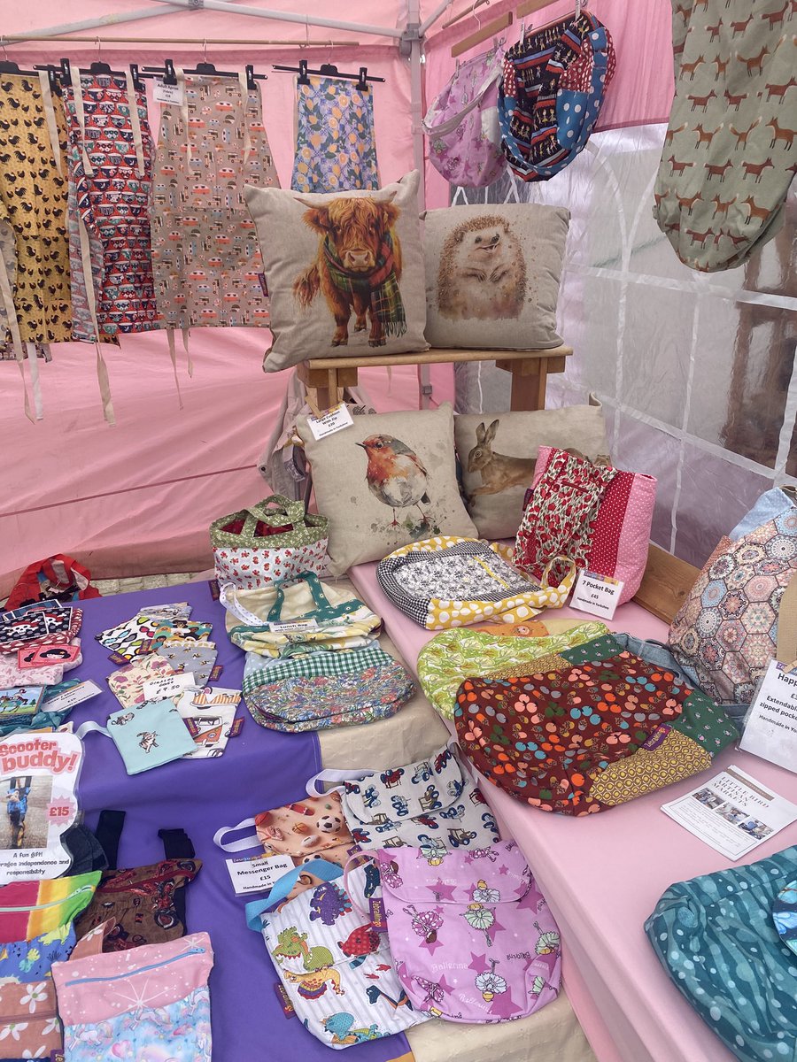 ZebraMingo's tweet image. Sunday =market day! Have a lovely day everyone! #ukgifthour #ukgiftam #SundayFunday