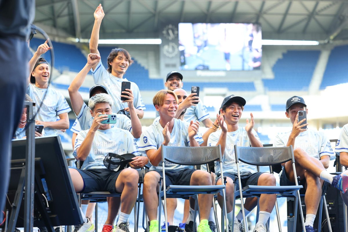 GAMBA_OFFICIAL's tweet image. ステージでの選手企画
「BEAST BODY GAMBA」にも拍手喝采👏
#GAMBAFANFESTA2025
#ガンバ大阪 #GAMBAOSAKA