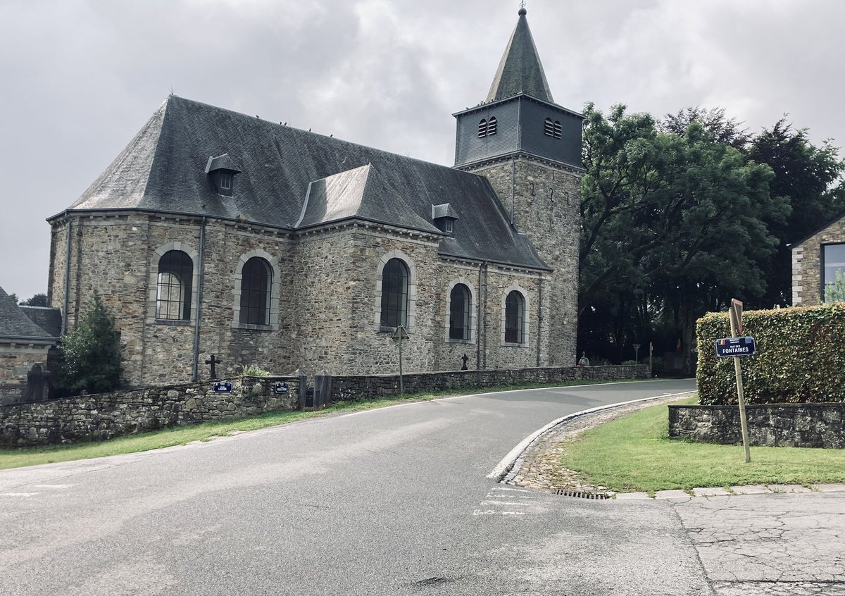 KJvanWijk's tweet image. Toen & nu #Dochamps 1945
#WachtAmRhein #BattleOfTheBulge
Amerikaanse troepen van de 2nd Armored Division trekken door Dochamps.