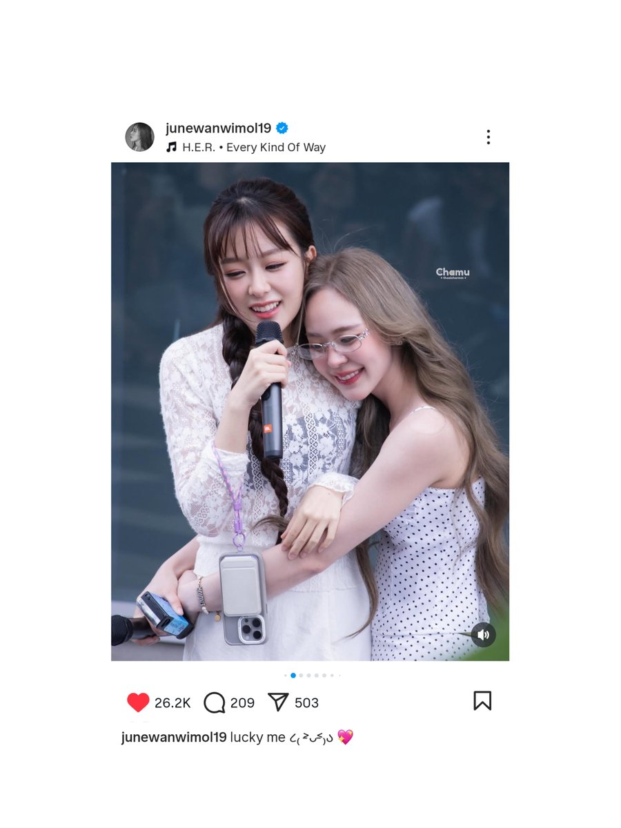 chamukei921's tweet image. A surprise awaits me after landing~
Thank you for liking the photo and reposting💖
@junewanwimol19
#มหกรรมนิยายนานาชาติ2025xJMN
#จูนมิวนิค #JuneMewnich
#Junewanwimol #Mewnich