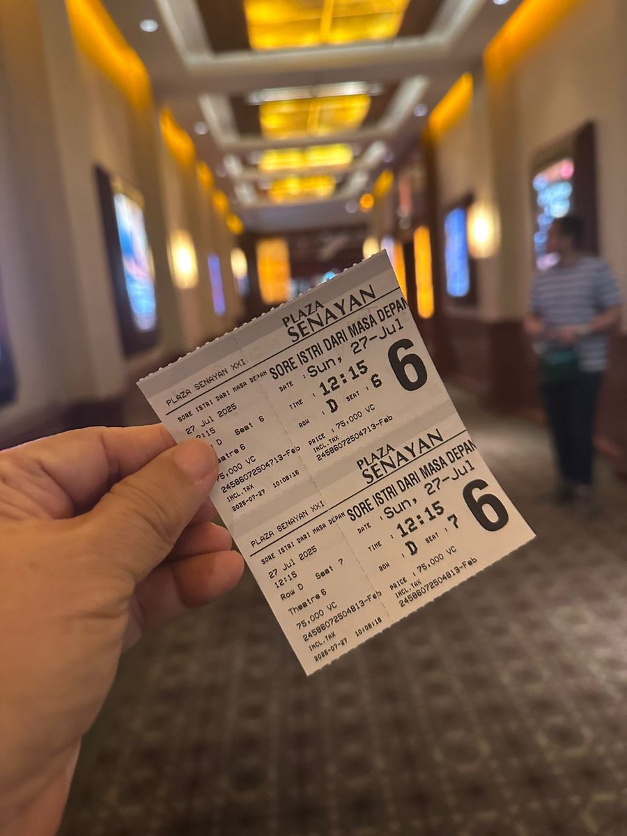 Timobros's tweet image. Walau tidak hadir secara langsung, tetep ngerasa semangat nya . Thank you @WatchmenID Sudah membantu Gue making the NoBar.happen!
Sukses Selalu Film SORE 🙏🏻 #SOREIdaman