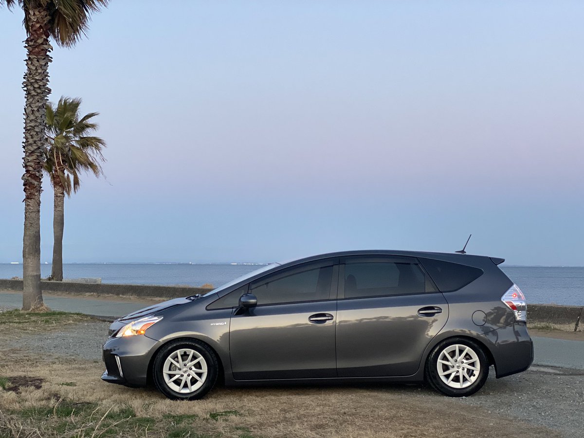 Yoshi2_ej1's tweet image. 8/9(土)にハイブリッド車の北米仕様・北米専売のみ(番外編でハイブリッドレーシングのパーツ使用車)で集まります！
分からないことがあれば気軽にDMお願いします🫡
フライヤーは普段からお世話になっている大先輩のこうたろうさんに描いて頂きました！！
@PASSINGBREEZE92 
#BRIBRINIGHT
#BlueCA