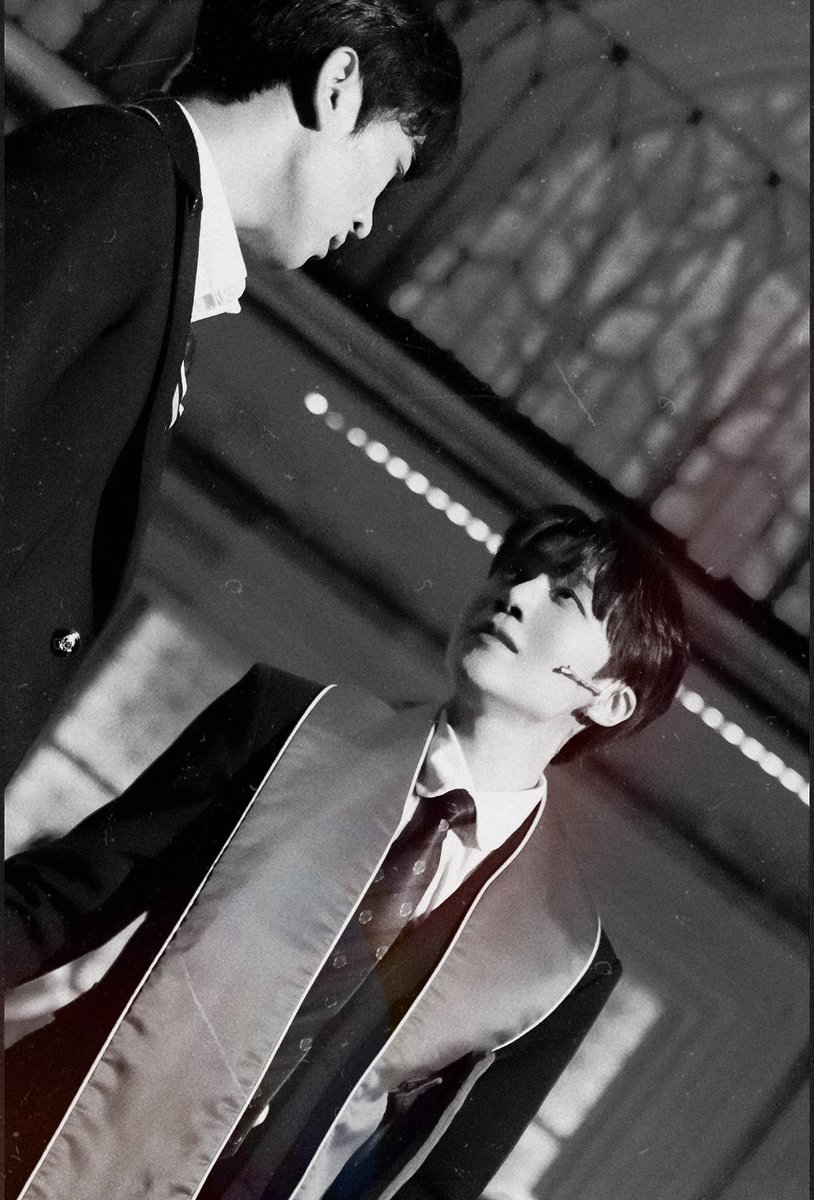 mini_grape31's tweet photo. 사진플뷰...
진호 허리라인 이뿌 https://t.co/v0dxBrEkbs