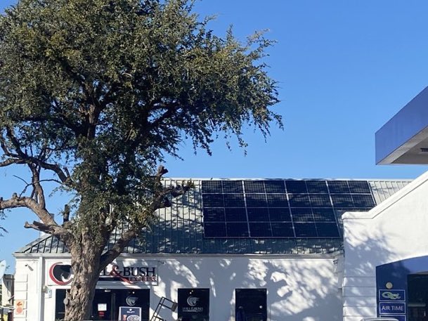 ASEBotswana's tweet image. #SunDay Shading can seriously reduce solar output in this case over 80%! Even a small shadow on one panel can affect the performance of the entire string. Always work with a fully qualified, experienced solar design engineer to get the best out of your investment.