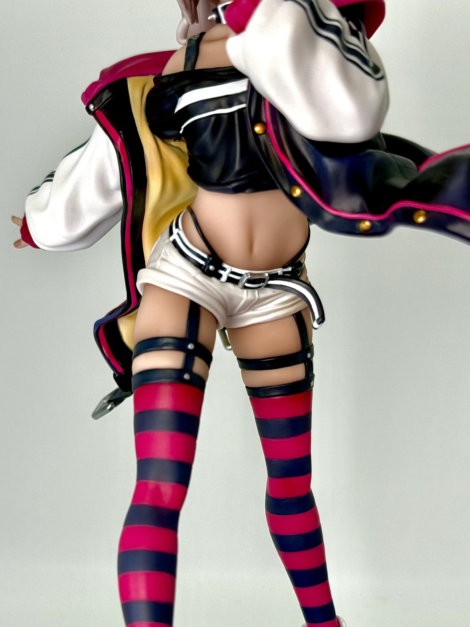 魔使マオ　フィギュア 魔使マオ 1/7スケールフィギュア – フィギュア通販はFURYU HOBBY