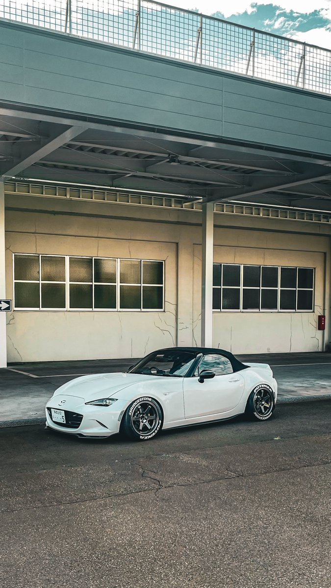 _haaaeru_'s tweet image. My Roadster.

～My fault for not taking measures against rust.～