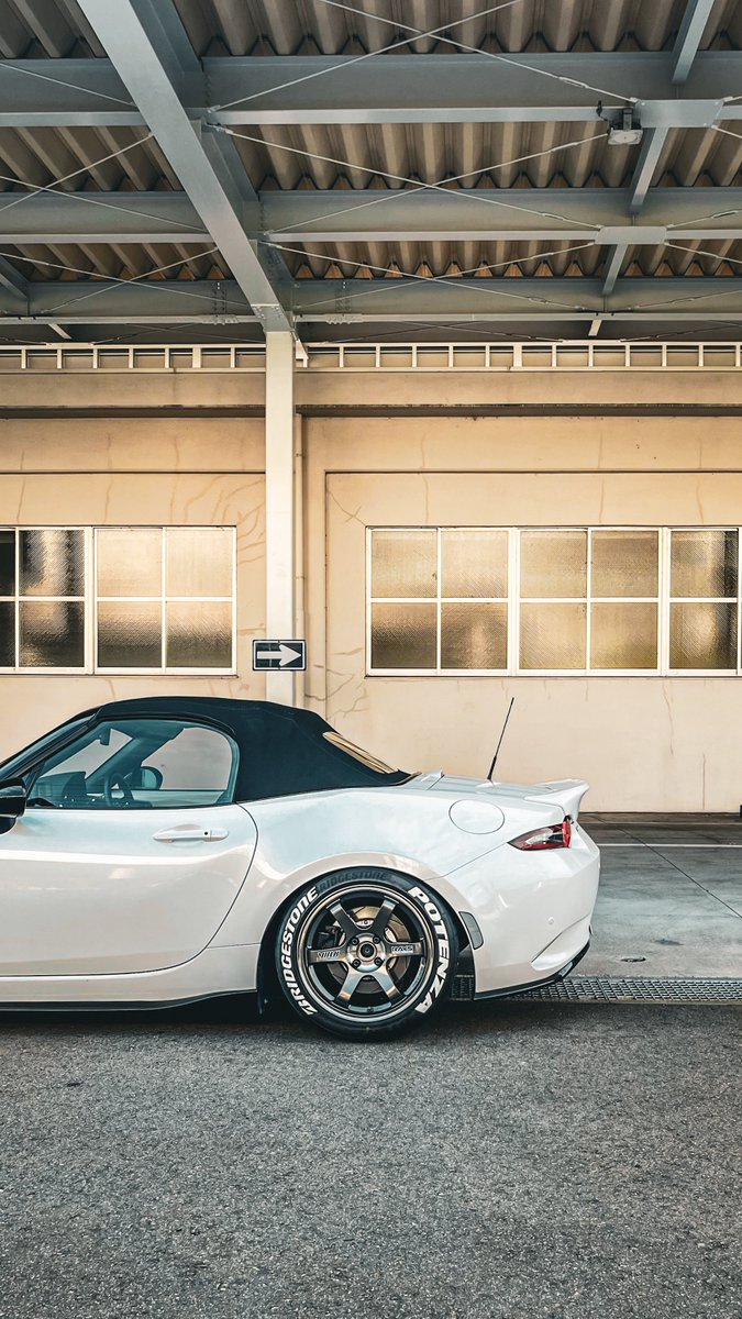 _haaaeru_'s tweet image. My Roadster.

～My fault for not taking measures against rust.～