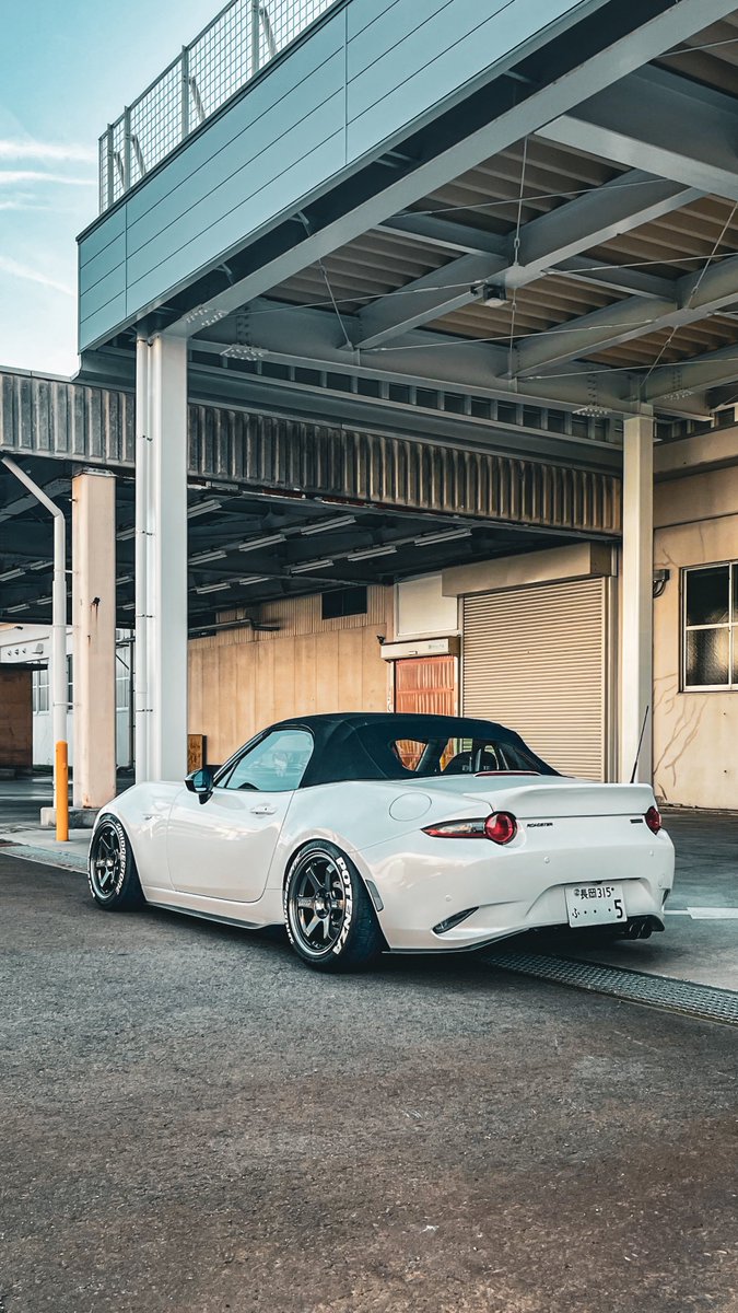 _haaaeru_'s tweet image. My Roadster.

～My fault for not taking measures against rust.～